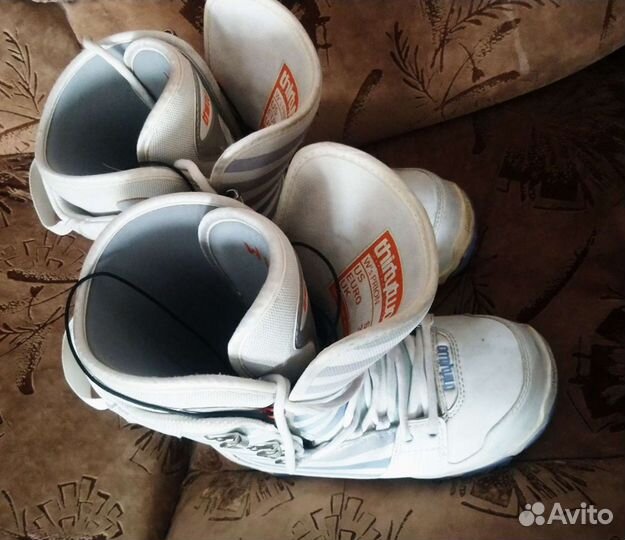 Продам сноубордические батинки раз. 37