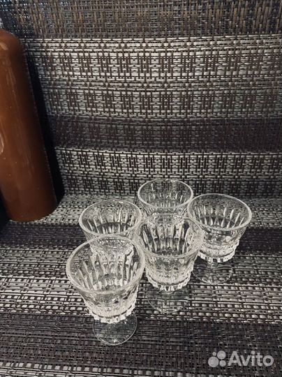 Хрустальные рюмки на ножке СССР 5 шт