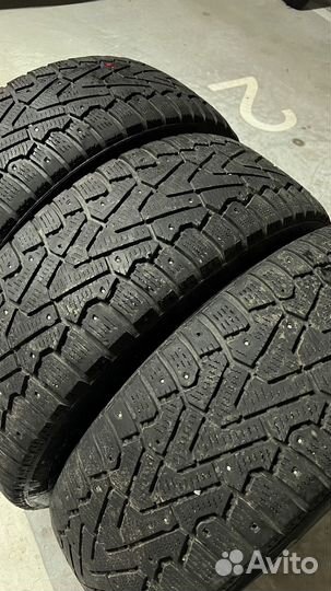 Pirelli Ice Zero 215/60 R17 100T