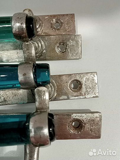 Старинные дверные ручки со стеклом. Клеймо