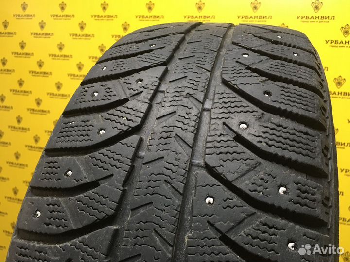 Bridgestone Ice Cruiser 7000 215/50 R17 91T