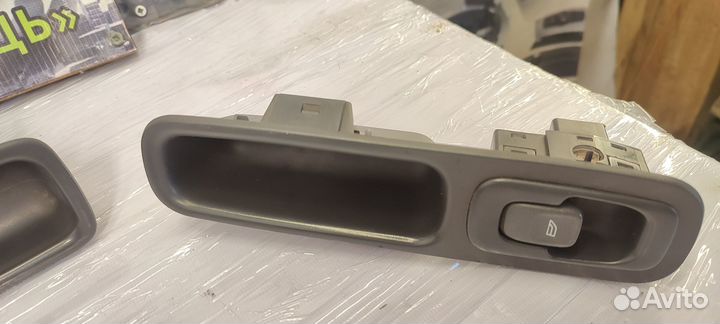 Кнопка эсп задняя левая Volvo S80