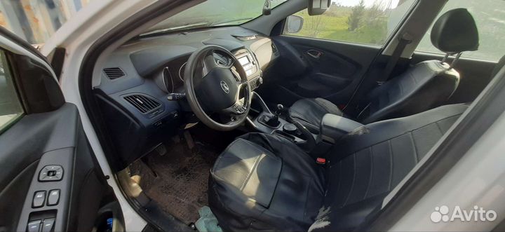 Hyundai ix35 2.0 МТ, 2014, битый, 290 000 км