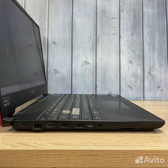 Игровой ноутбук Asus Core i5, 16Gb, GTX1650Ti