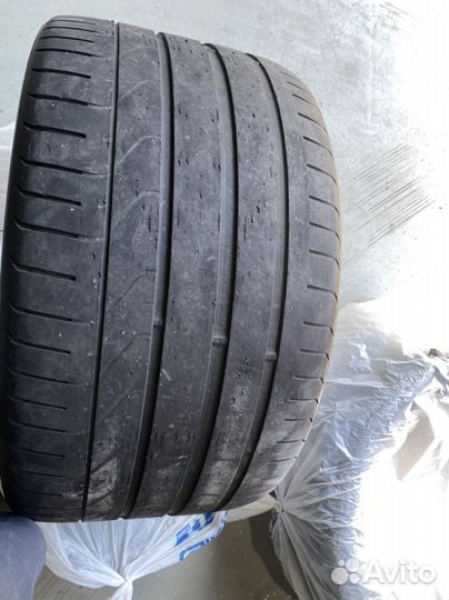 Pirelli P Zero 305/30 R20