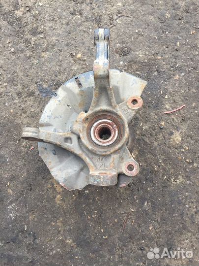 Кулак левый Солярис Рио Solaris Rio 2011-2017