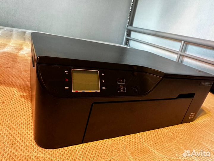 Принтер HP deskjet 3525