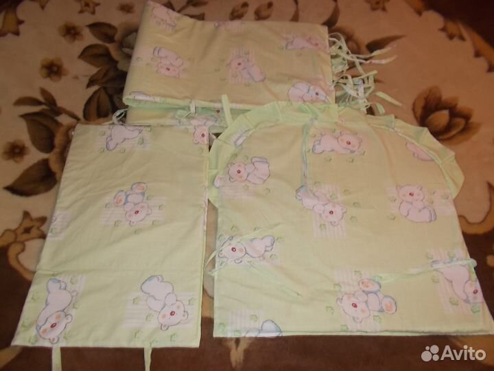 Продам бортики в кроватку