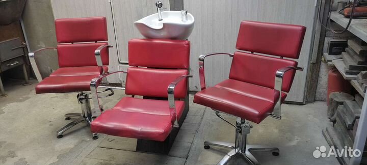 Парикмахерское кресло бу