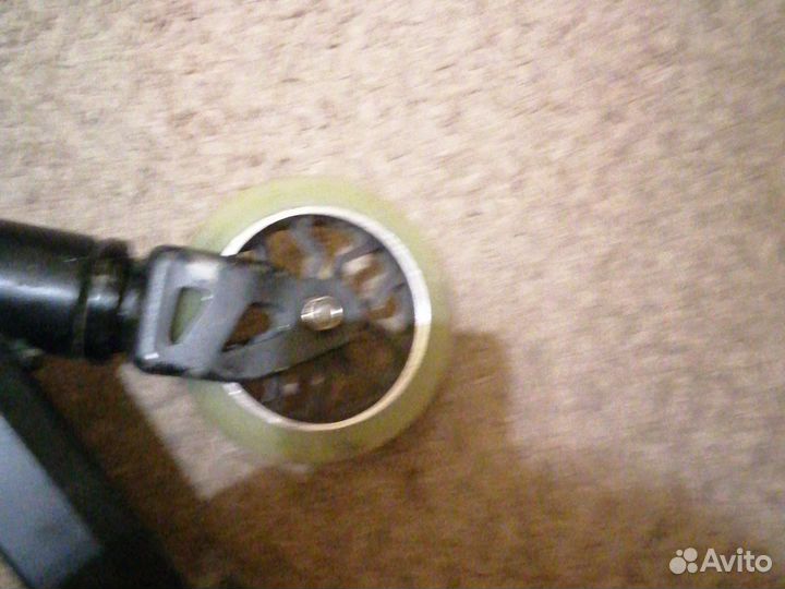 Трюковой самокат