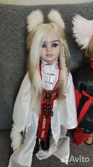 Куклы фарфоровые разные