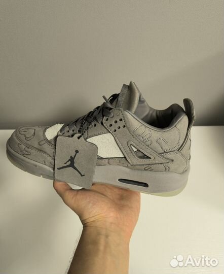 Nike Air Jordan 4 Retro Kaws