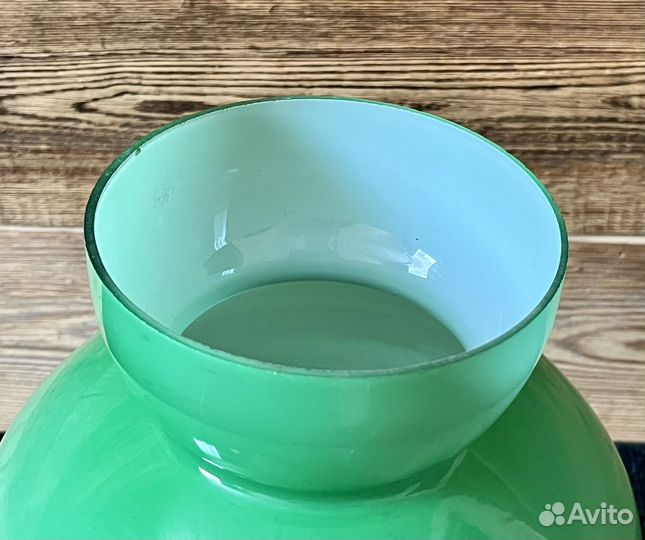 Настольная лампа