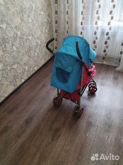 Прогулочная коляска трость