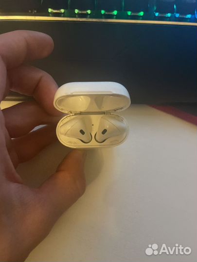 Airpods 2