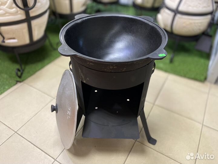 Казан чугунный 12 литров с печкой