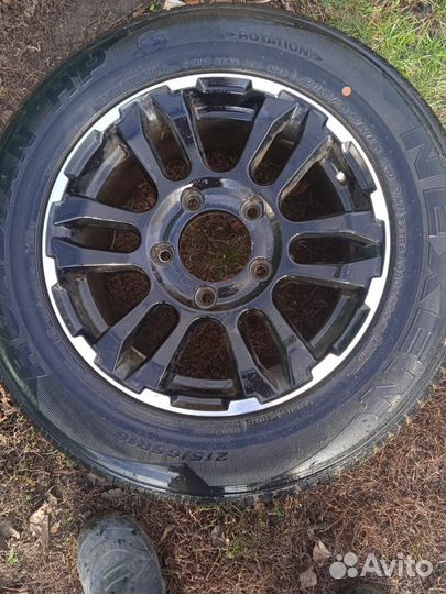 Nexen Roadian HP 215/65 R16