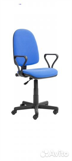 Офисное кресло
