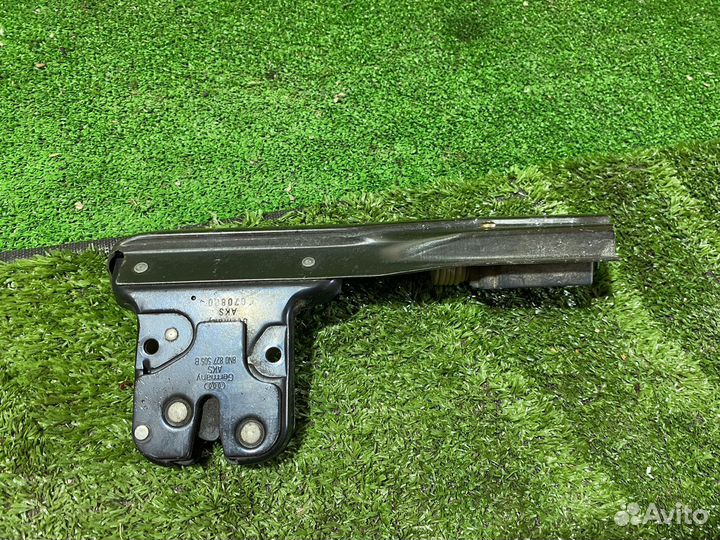 Замок банажника Audi TT 8N