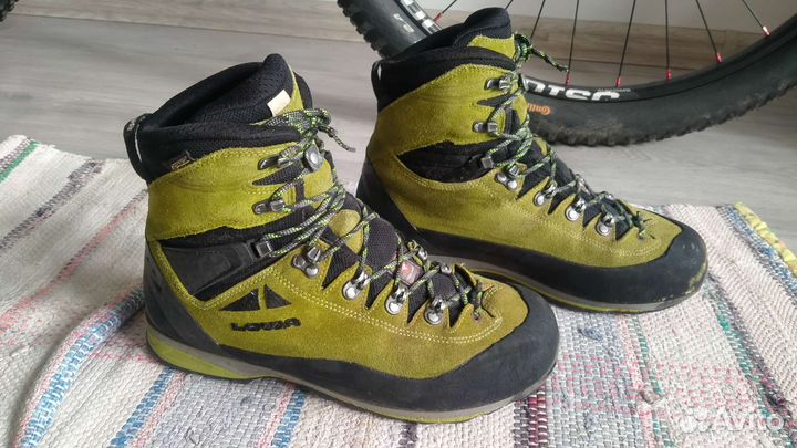 Альпинистские ботинки lowa Alpine Expert GTX