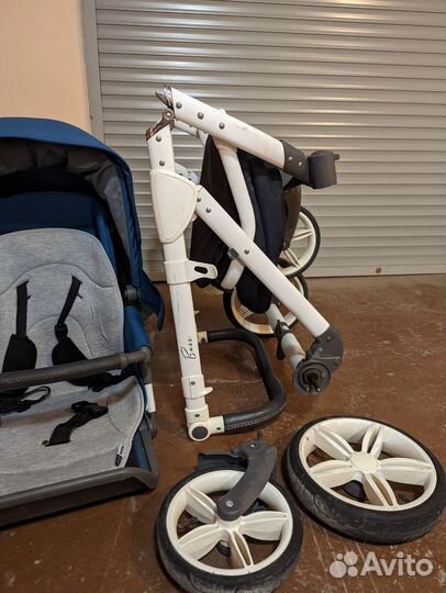 Коляска детская Roan Bass 2в1