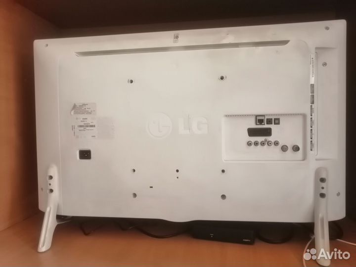 Телевизор lg SMART tv 32 разбит экран