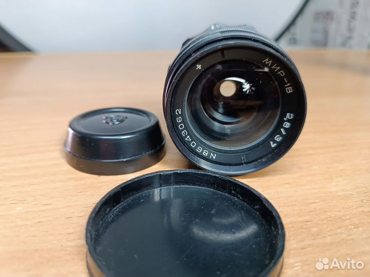 Объективы советские:мир-1В,гелиос 44-2, юпитер-37А