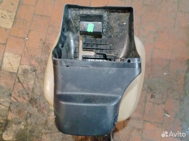 Кожух под рулевого управления