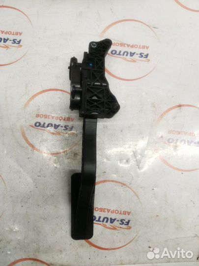 Педаль газа Ssangyong Action New 2.0 дизель 2013