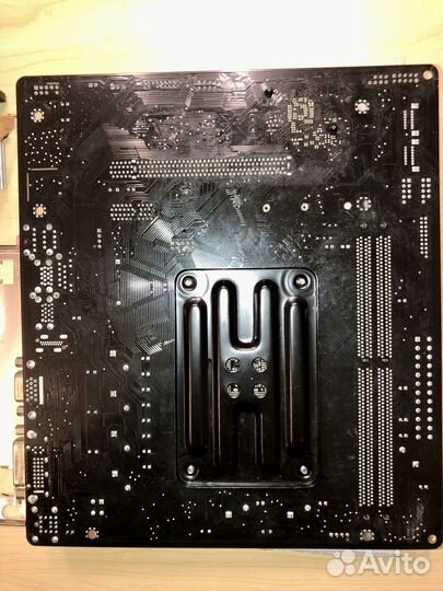 Asrock a320m dvs r4.0 + Ryzen 5 1600X