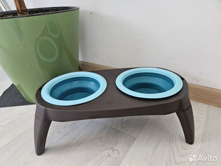 Миска для животных на подставке