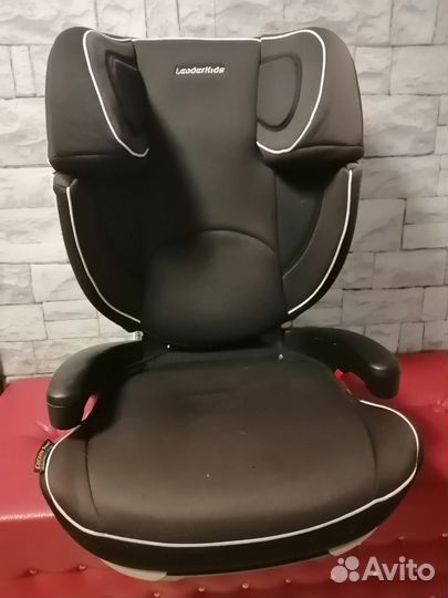 Автомобильное детское кресло с isofix