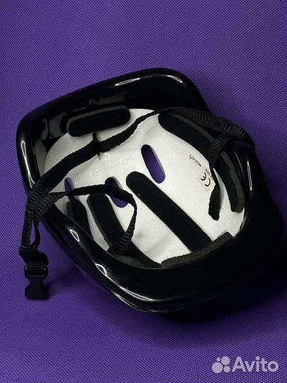 Защита и шлем для роликов (велосипедов, самокатов)