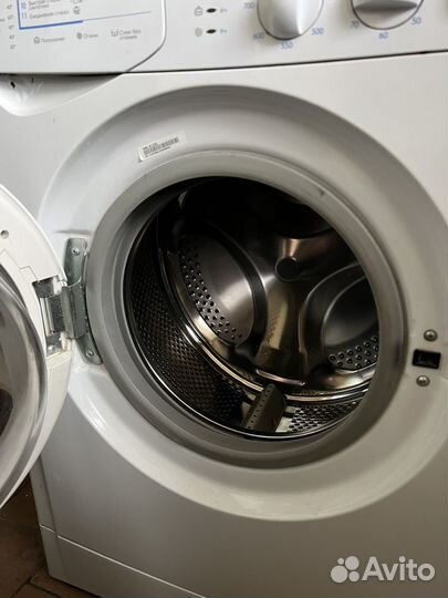 Стиральная машина indesit