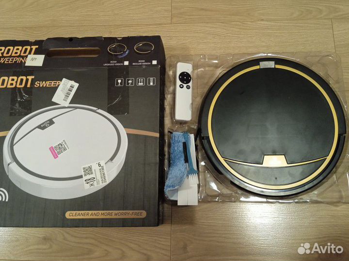 Робот пылесос новый