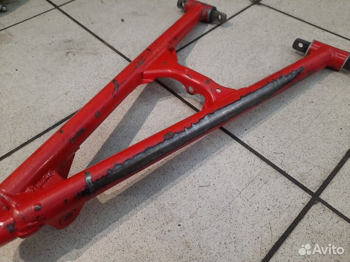 Нижние рычаги Polaris indy 600