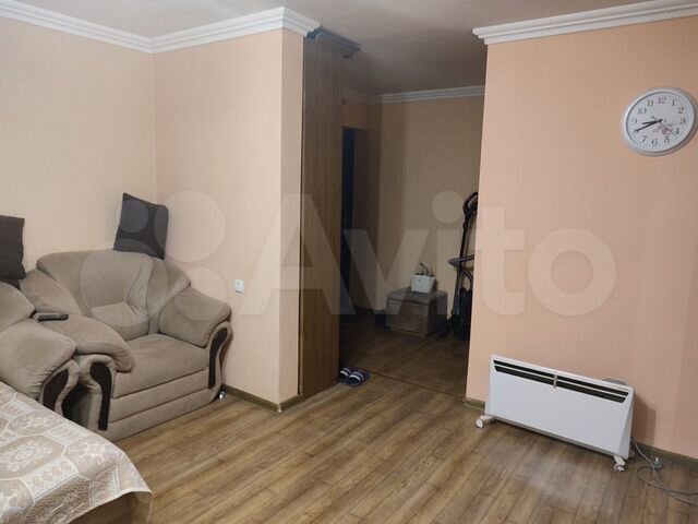 2-к. квартира, 40 м², 3/5 эт.