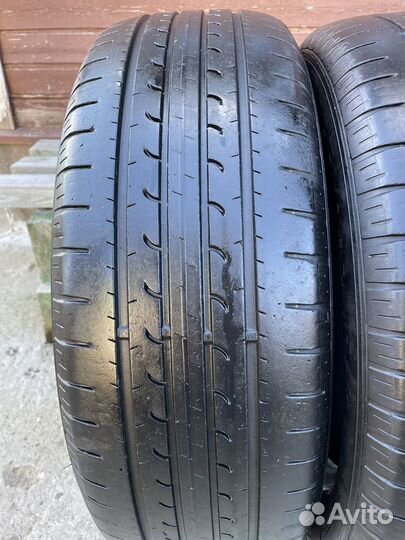 Goodyear EfficientGrip SUV 215/60 R17 96H