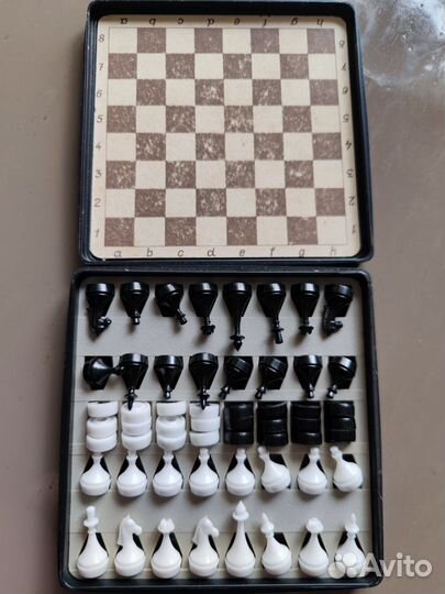 Шахматы и шашки магнитные дорожные СССР