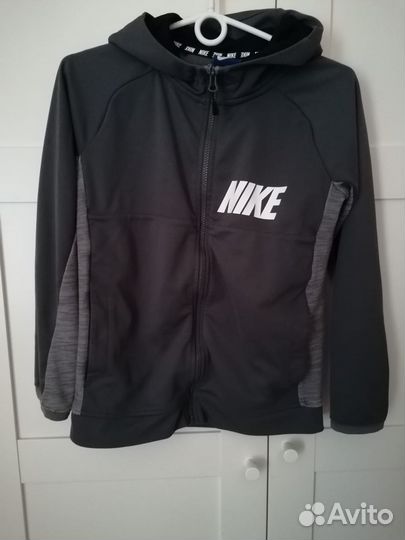 Пуховик nike и спортивка nike (10-13 лет)