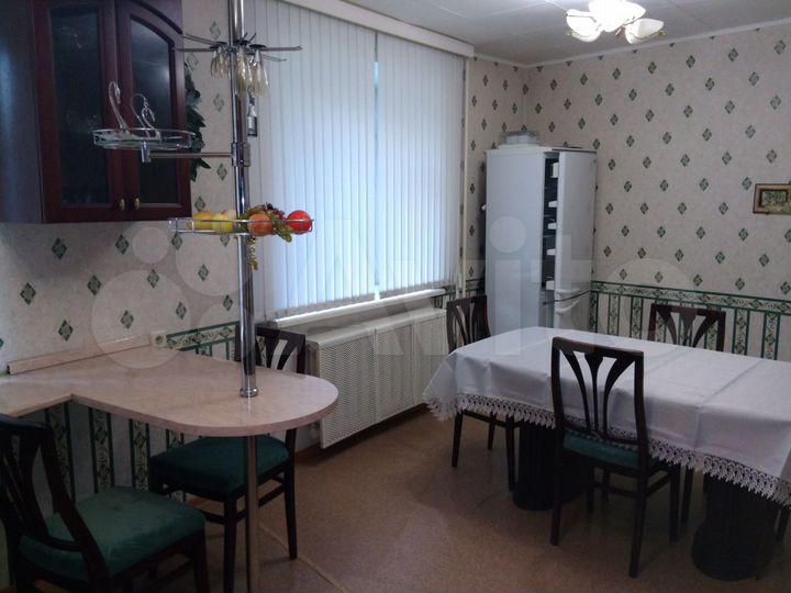 3-к. квартира, 103 м², 1/5 эт.