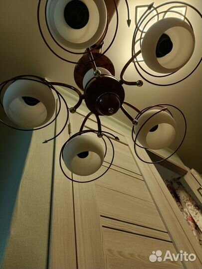 Люстра потолочная
