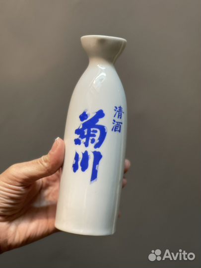 Бутылка сакэ. Мини бутылка. Япония