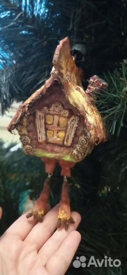 Елочная игрушка избушка на курьих ножках