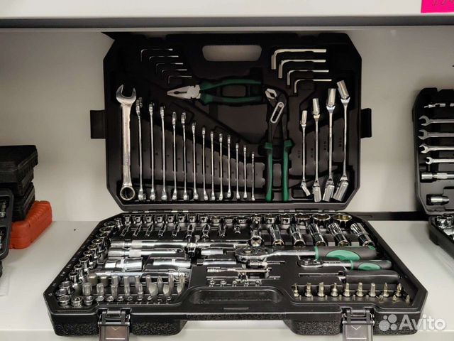 Набор инструментов и ключей SATA 137 предметов