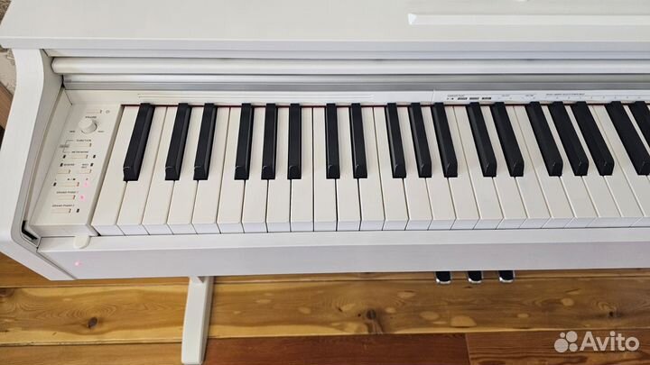 Цифровое фортепиано Casio Celviano AP-270WE