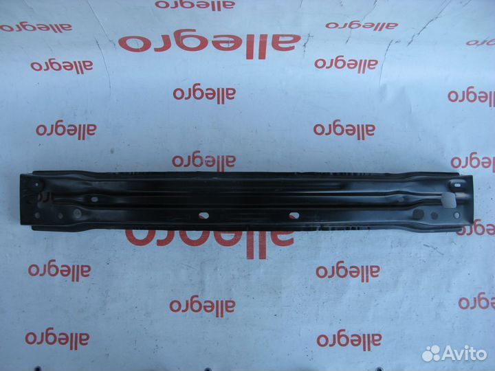 Усилитель переднего бампера Toyota Camry V70 2017+