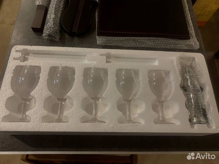 Минибар винный из дерева