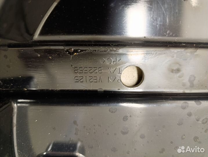 Рамка плафона салонного Chrysler Voyager/Caravan (RG) 2001-2008