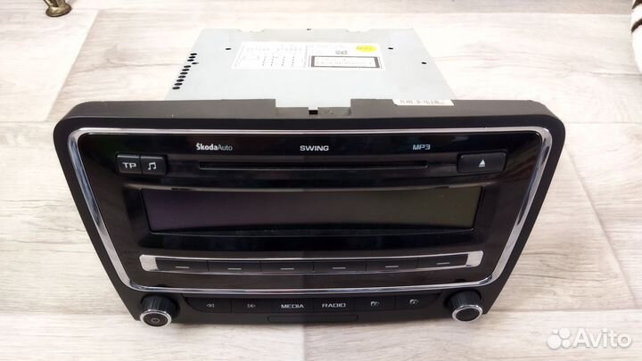 Swing магнитола blaupunkt для skoda superb 2